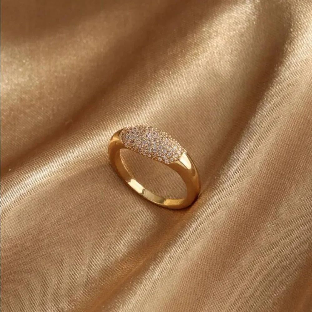 Diamond Ring M1329 - Picture 2 of 5